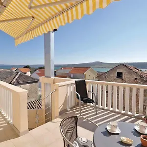  Apartment Kontrada
